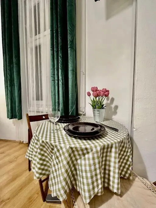 2# Sunflower Cozy Apartment Budapest