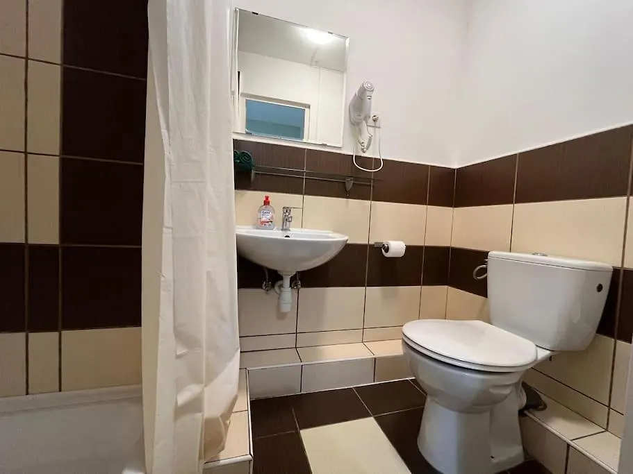 2# Sunflower Cozy Apartment Budapest